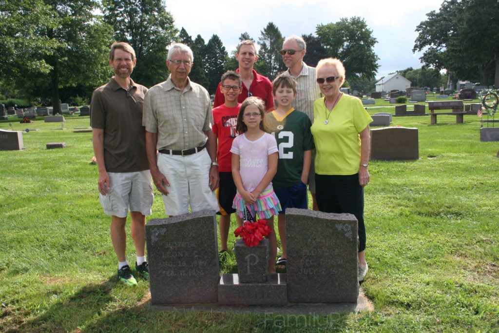 2016-08-13-Oak Ridge Cemetery (2)